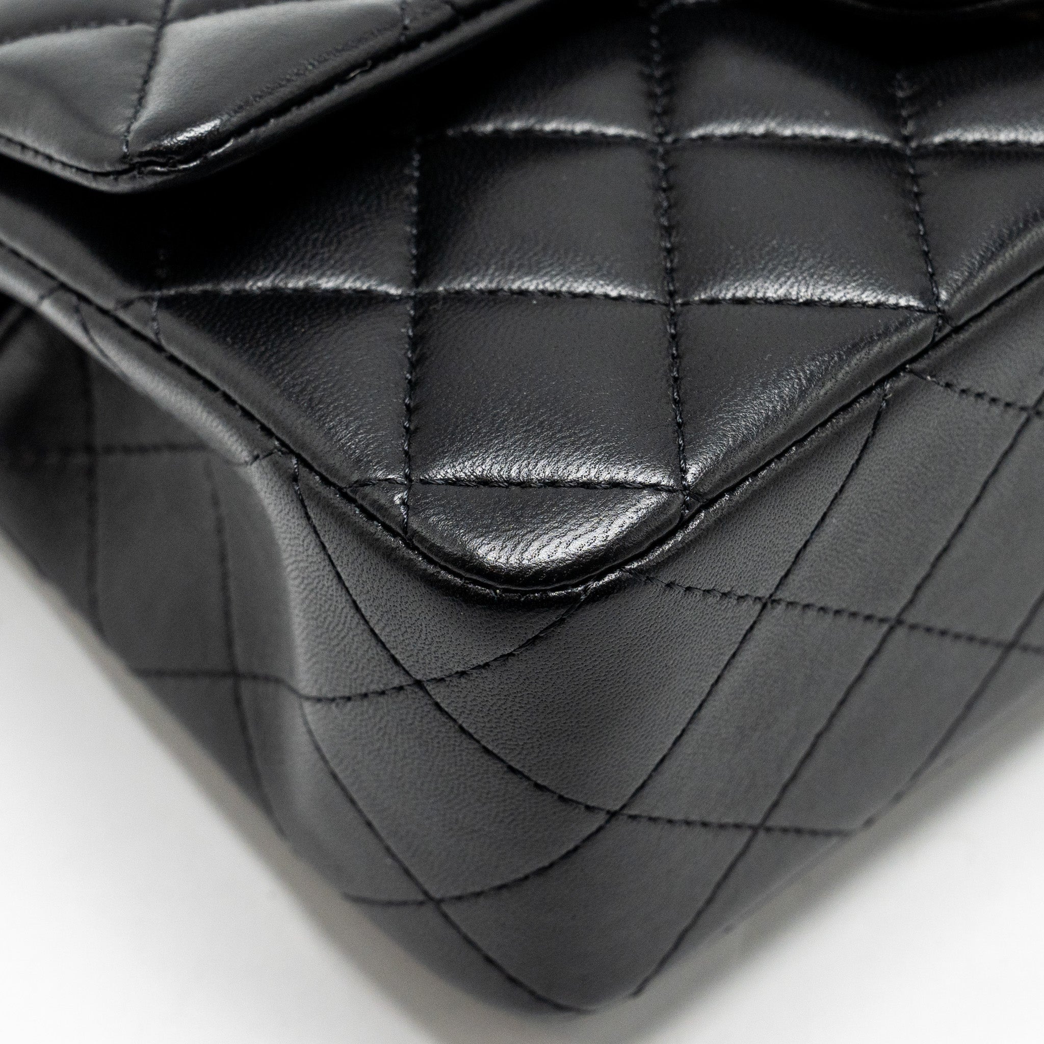 chanel-top-handle-mini-rectangular-flap-bag-lambskin-black-lghwmicrochip-3