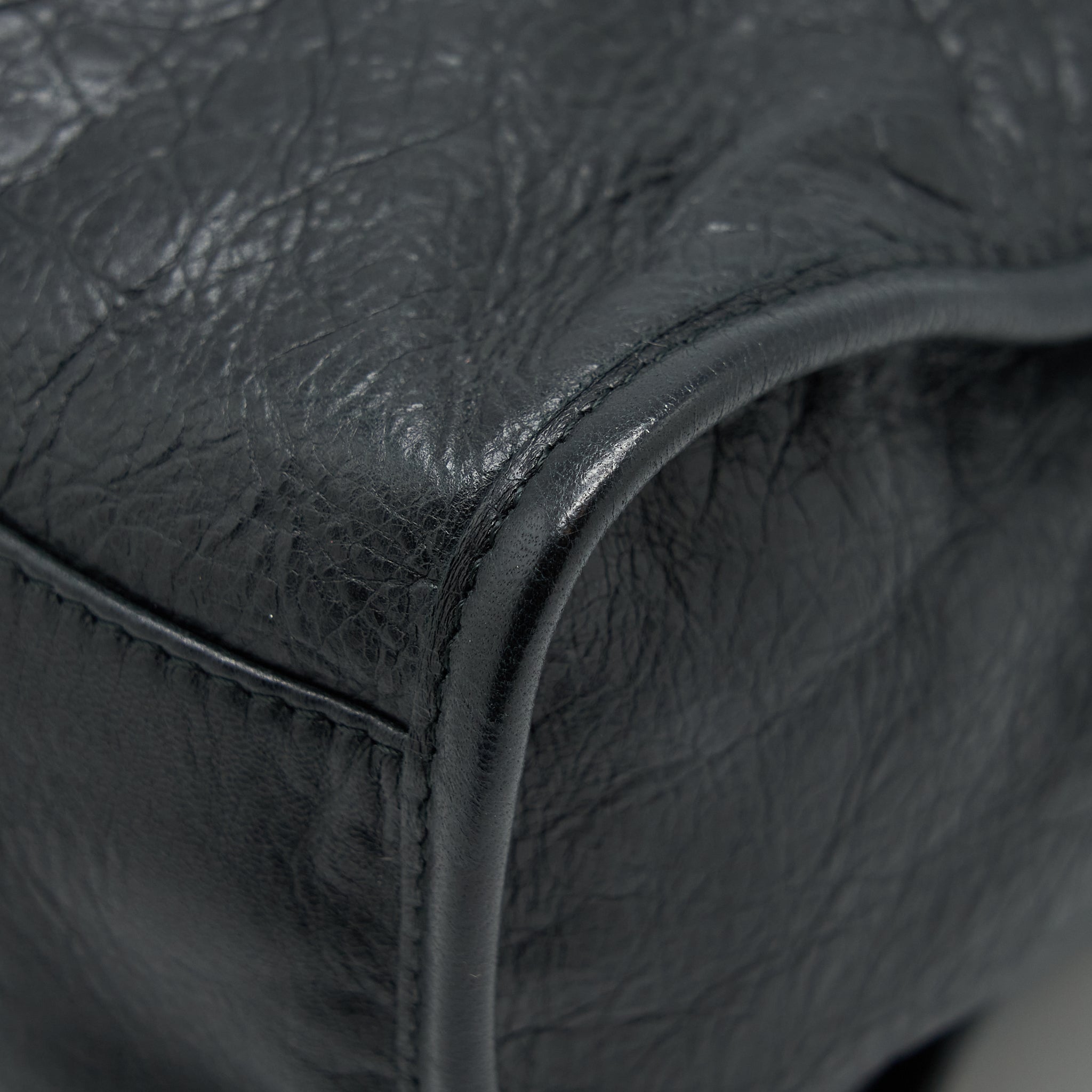 balenciaga-classic-city-bag-black-with-ruthenium-hardware
