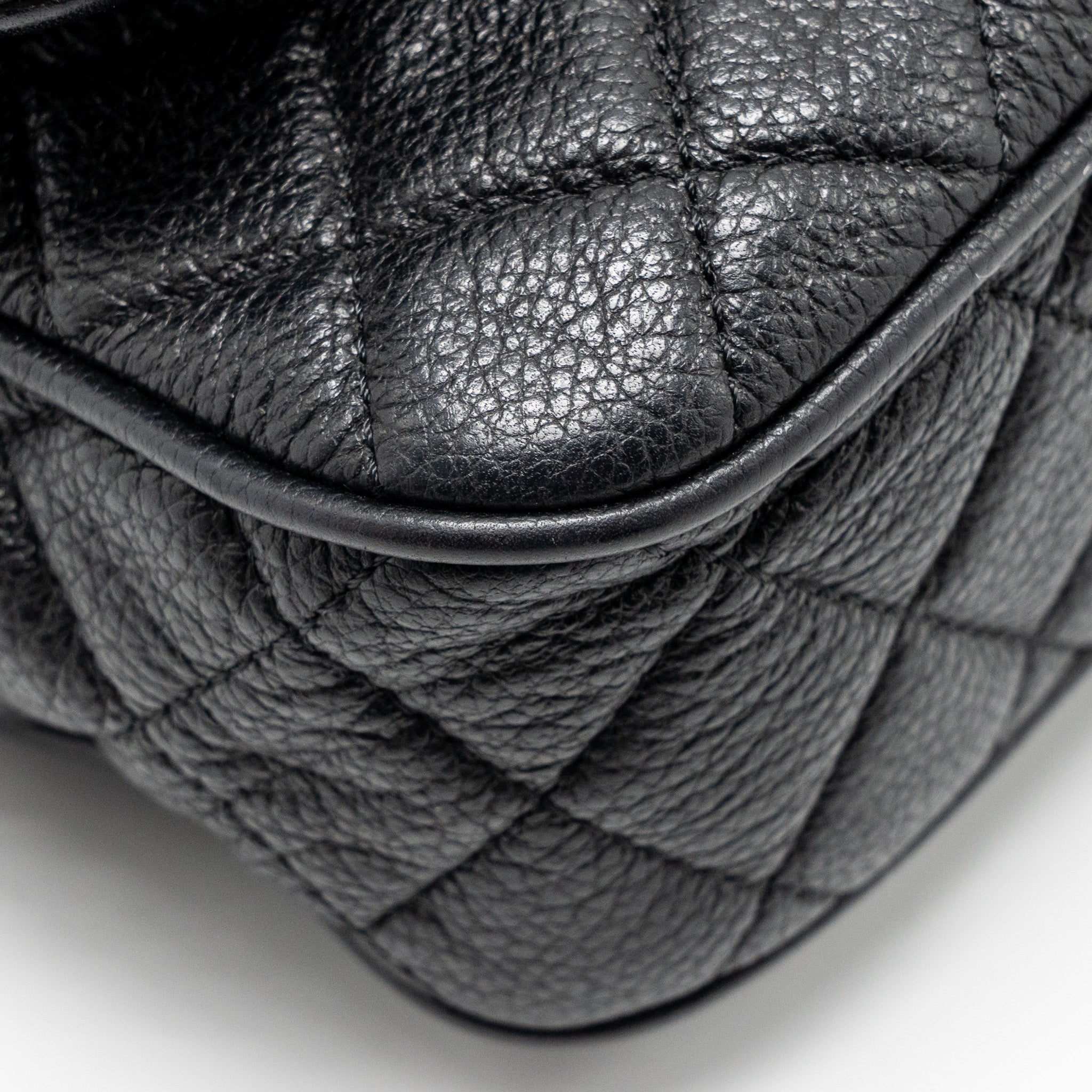chanel-medium-casual-rock-flap-bag-grained-calfskin-black-ruthenium-hardware