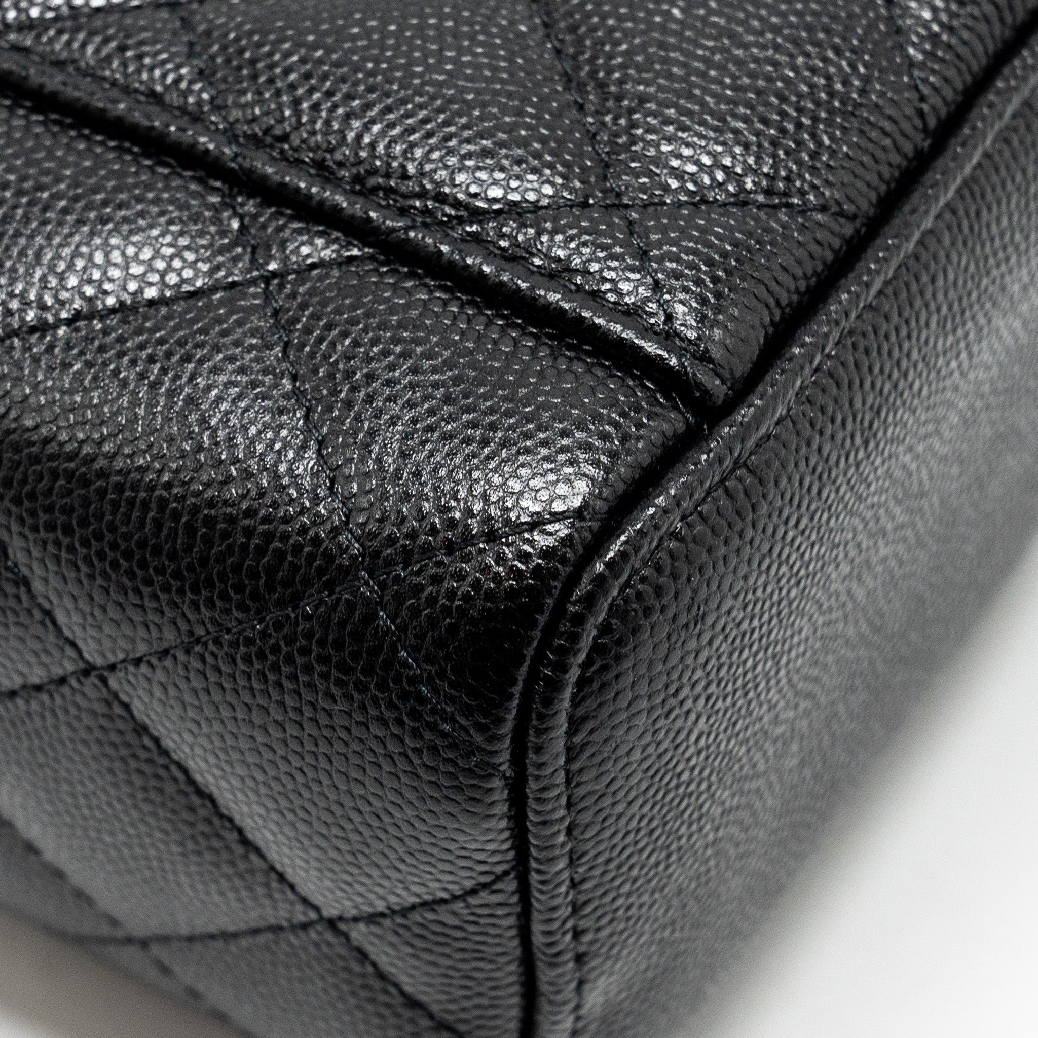 chanel-small-vanity-clutch-with-chain-cc-pearl-caviar-black-lghw-1