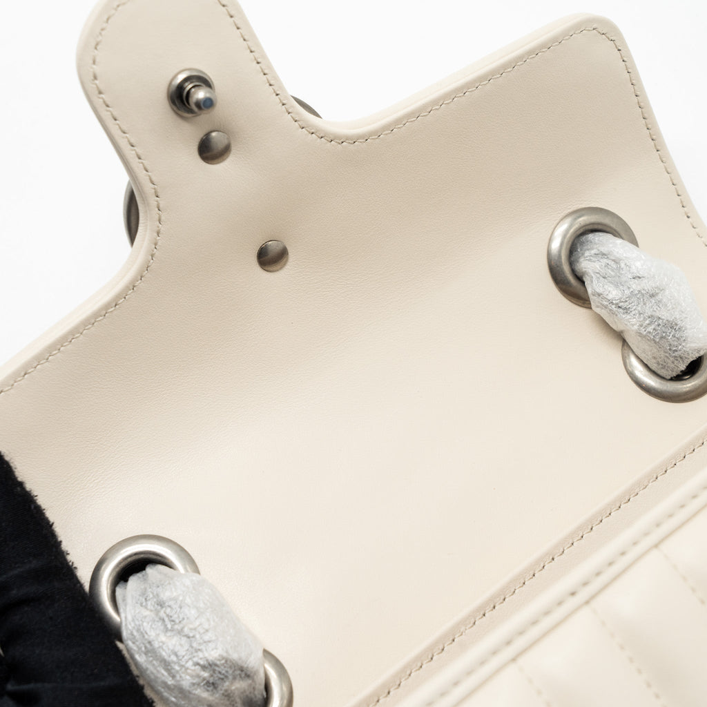 gucci-mini-marmont-calfskin-leather-cream-shw