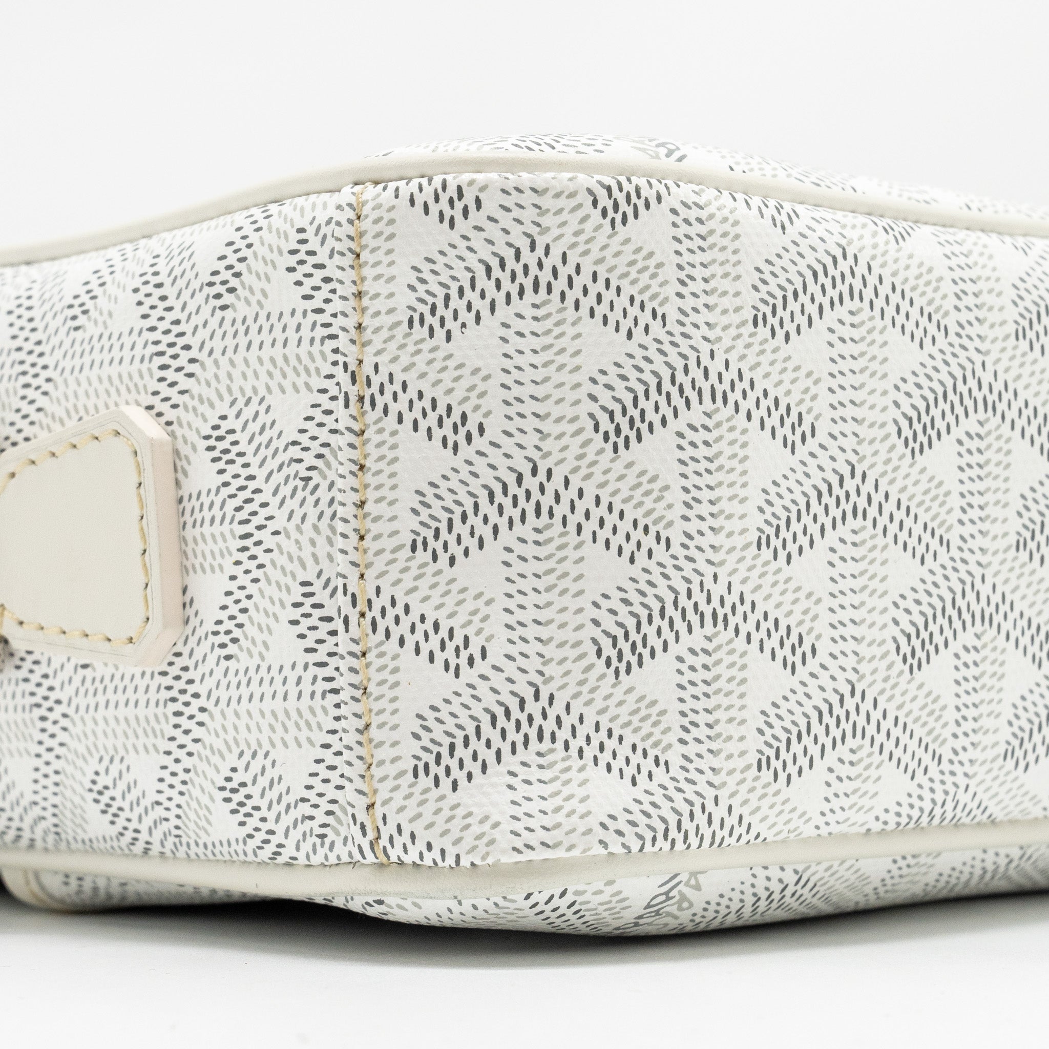 goyard-cape-vert-crossbody-bag-goyardline-canvas-white-shw-copy