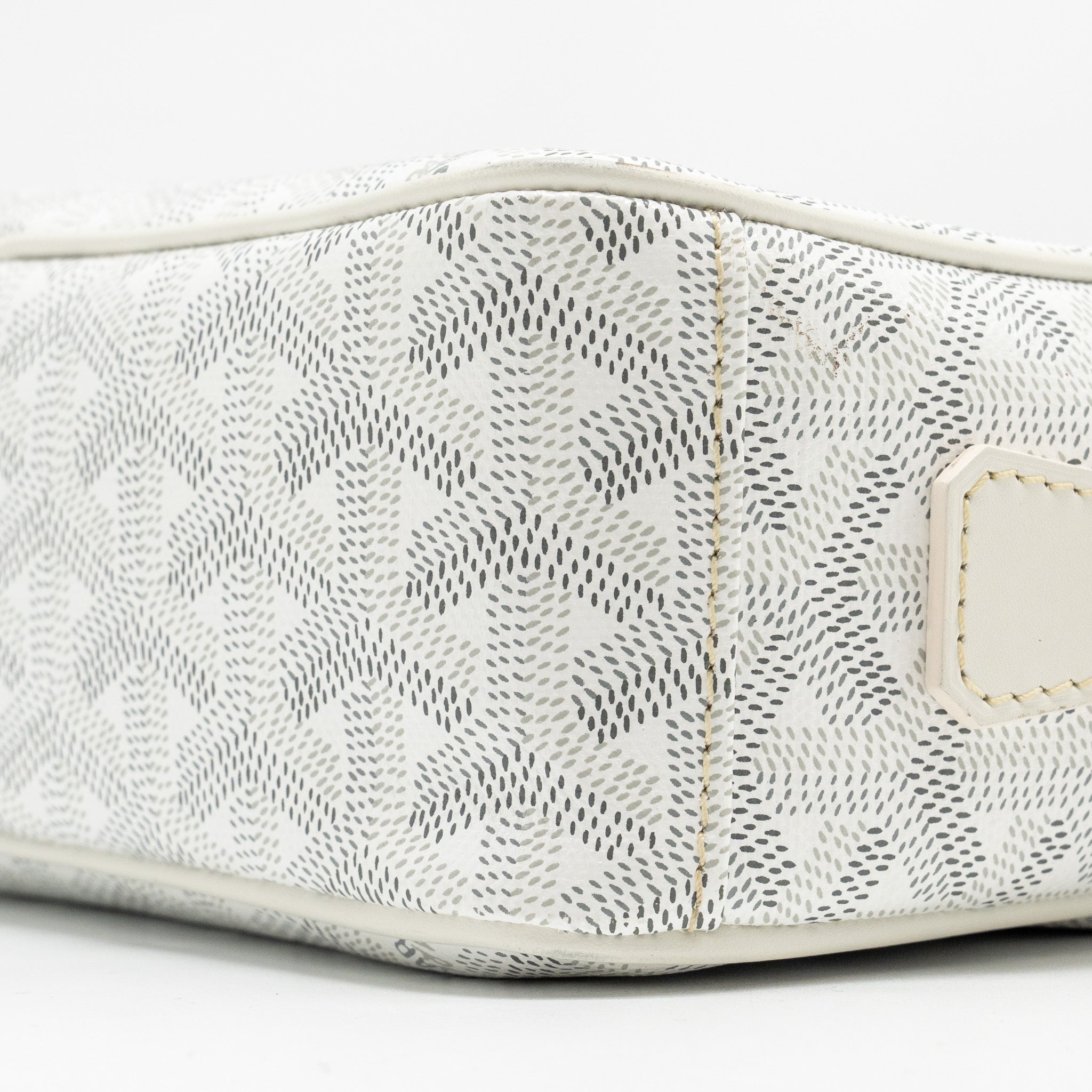 goyard-cape-vert-crossbody-bag-goyardline-canvas-white-shw-copy