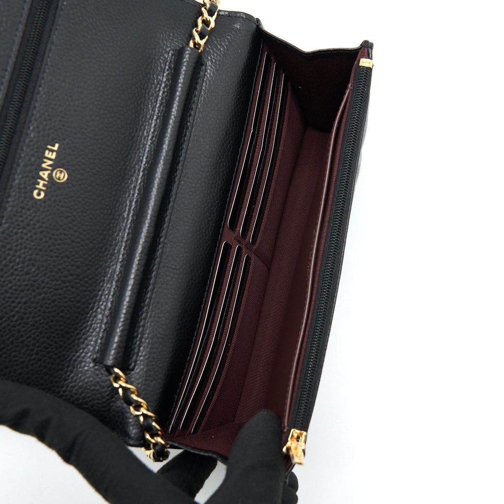 chanel-class-wallet-on-chain-caviar-black-ghw-microchip