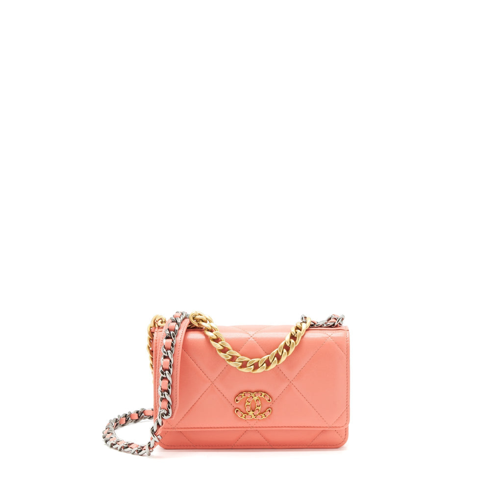 chanel-19-wallet-on-chain-goatskin-pink-with-gold-and-silver-hardware