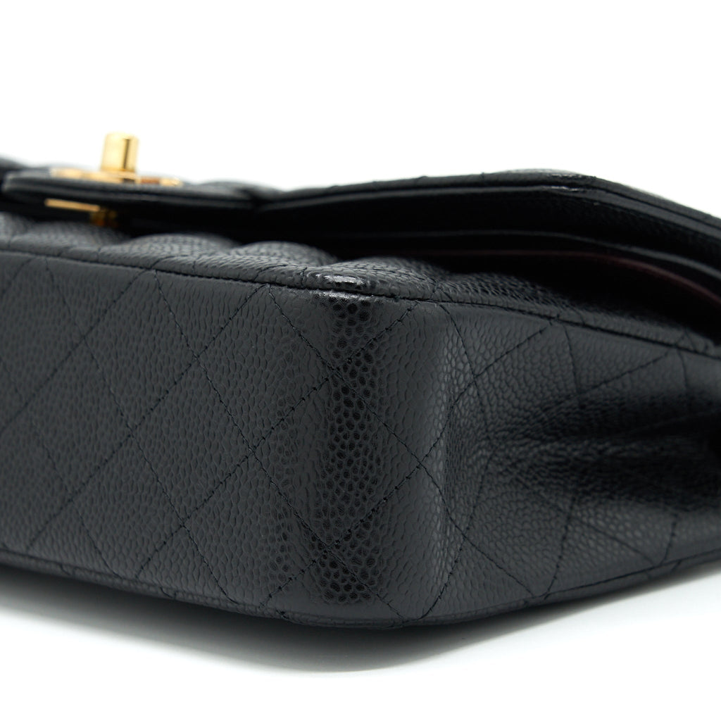 chanel-medium-classic-flap-bag-caviar-black-ghw-1