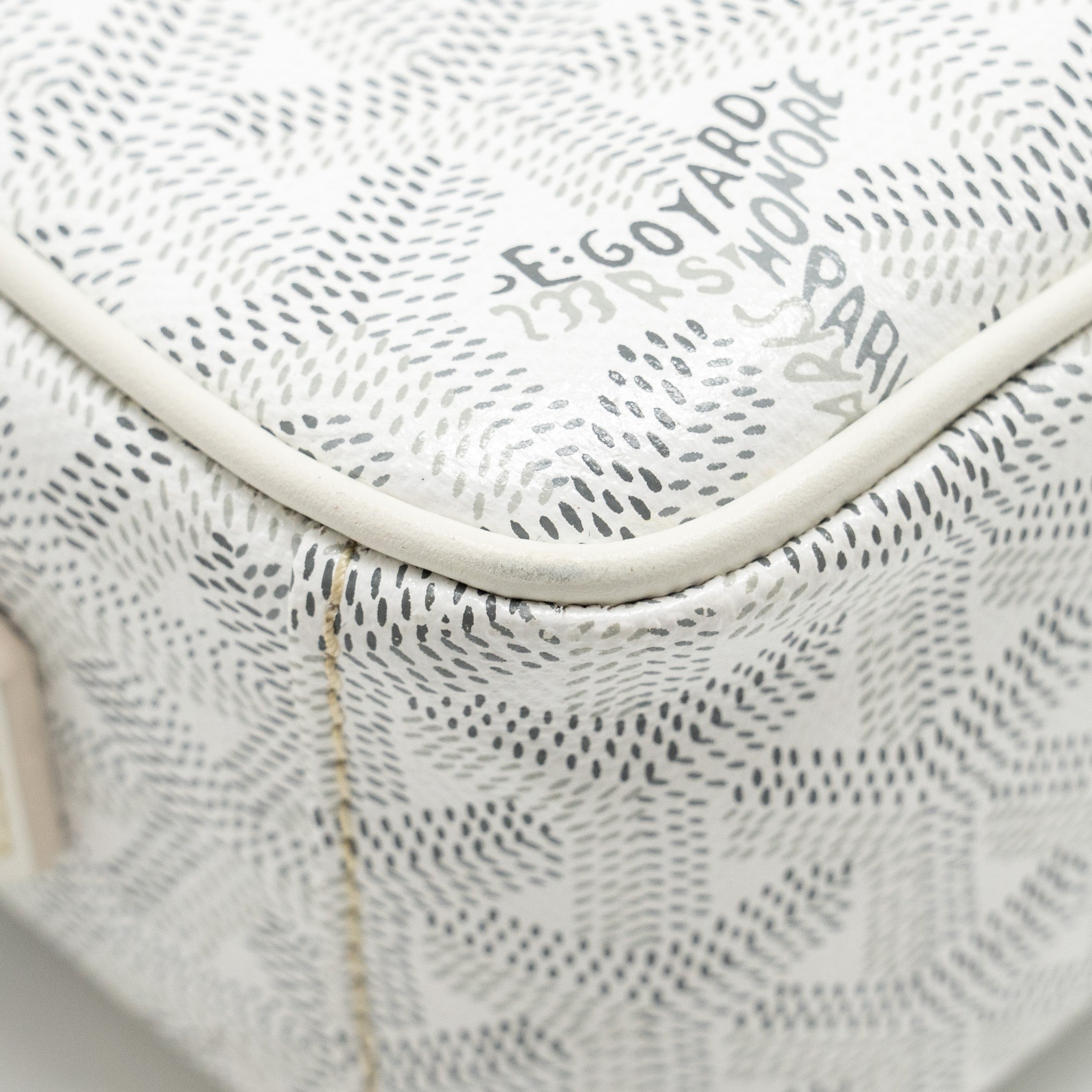 goyard-cape-vert-crossbody-bag-goyardline-canvas-white-shw-copy