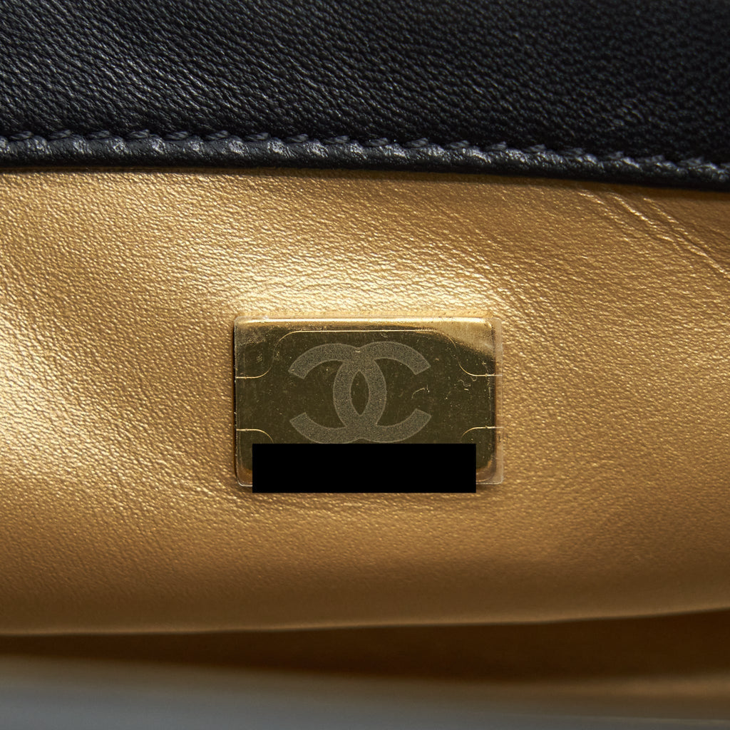 chanel-22c-pearl-crush-mini-square-flap-bag-lambskin-black-ghw-microchip