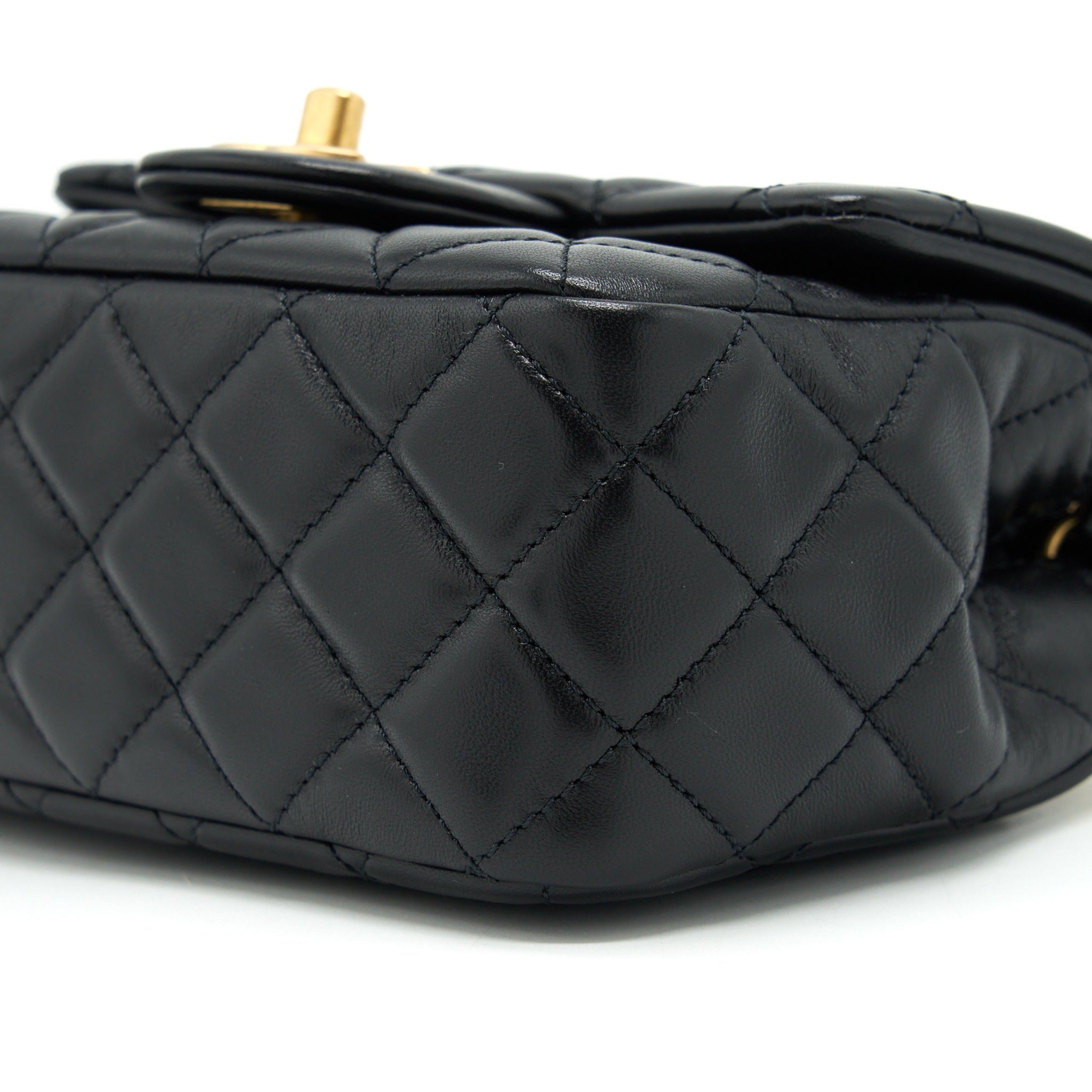 chanel-22c-pearl-crush-mini-square-flap-bag-lambskin-black-ghw-microchip
