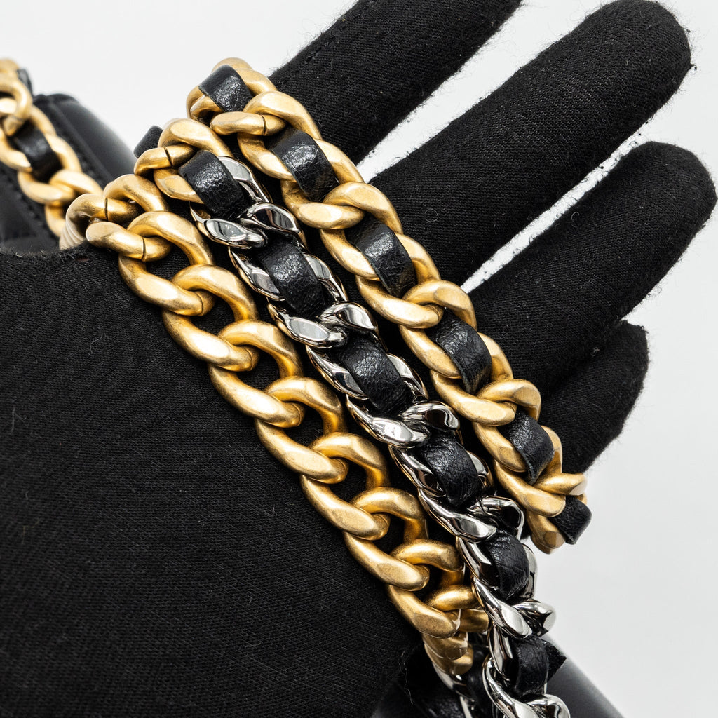 chanel-19-wallet-on-chain-lambskin-black-multicolor-hardware-microchip