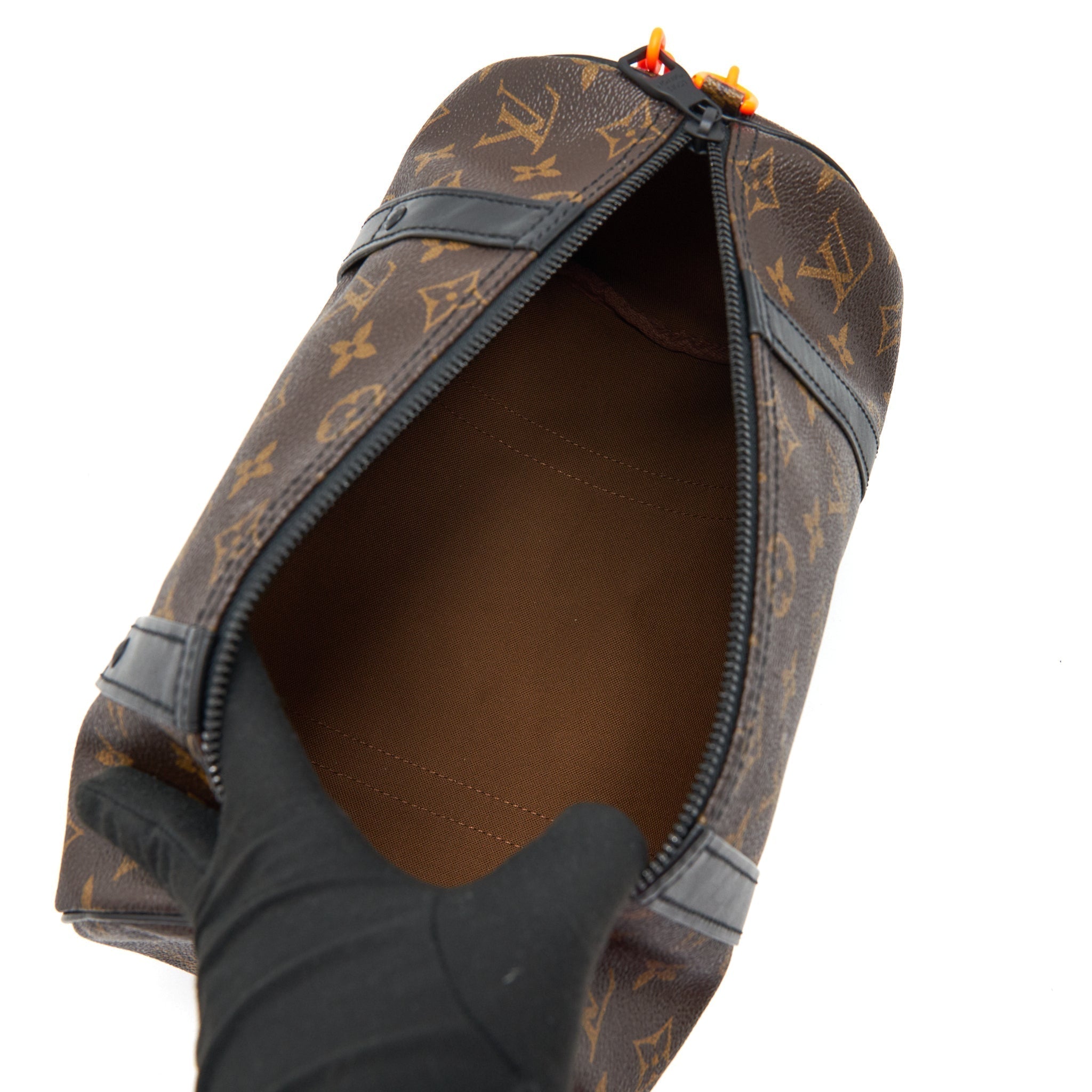 louis-vuitton-polochon-papillon-messenger-mini-brown