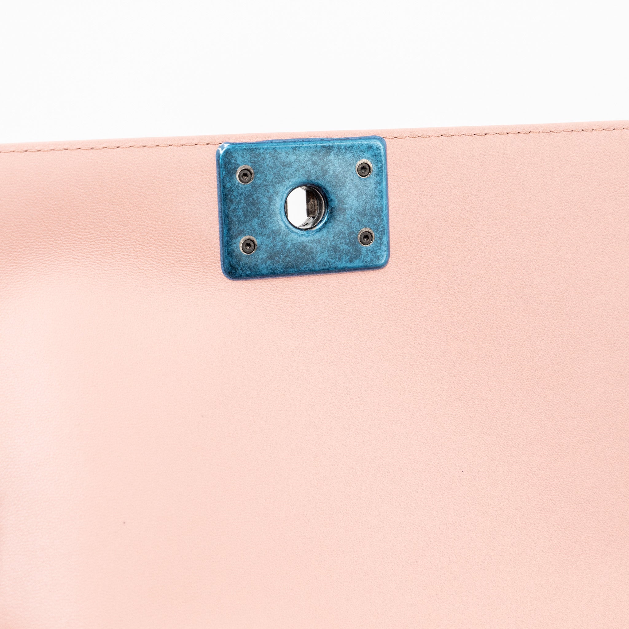 chanel-medium-boy-bag-lambskin-light-pink-ruthenium-hardware