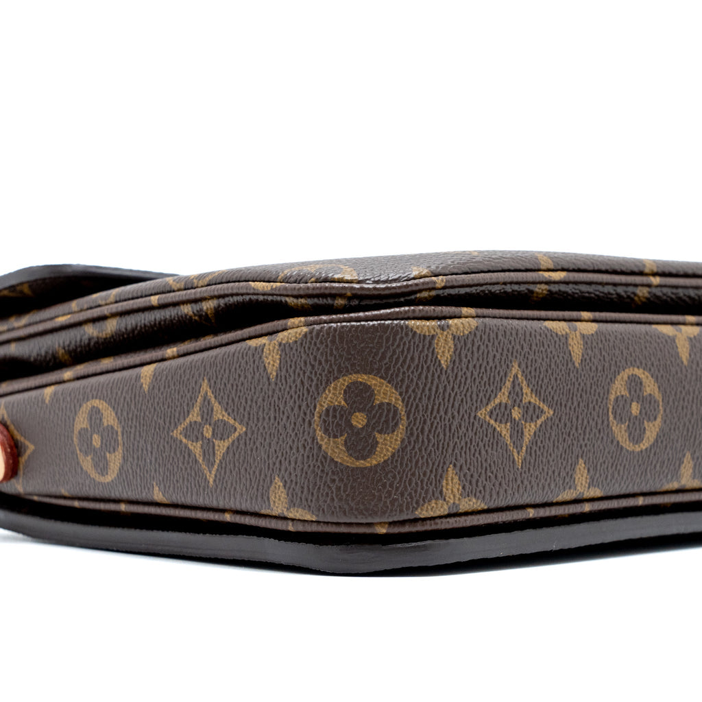 louis-vuitton-pochette-metis-monogram-canvas-ghw-9