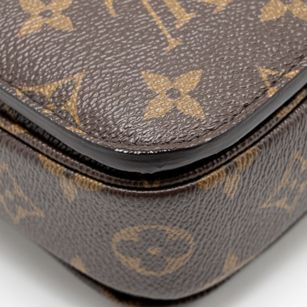 louis-vuitton-pochette-metis-monogram-canvas-ghw-35