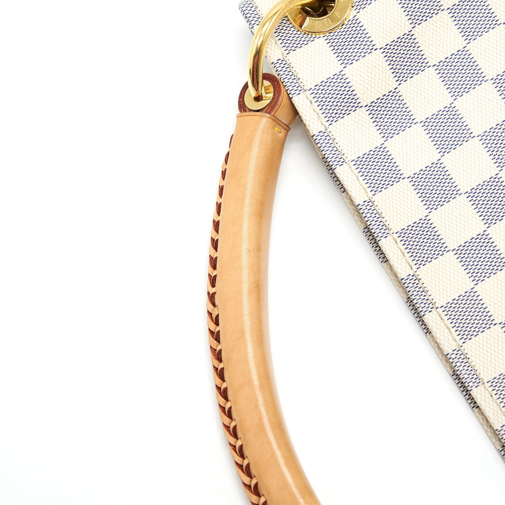 louis-vuitton-artsy-in-azur