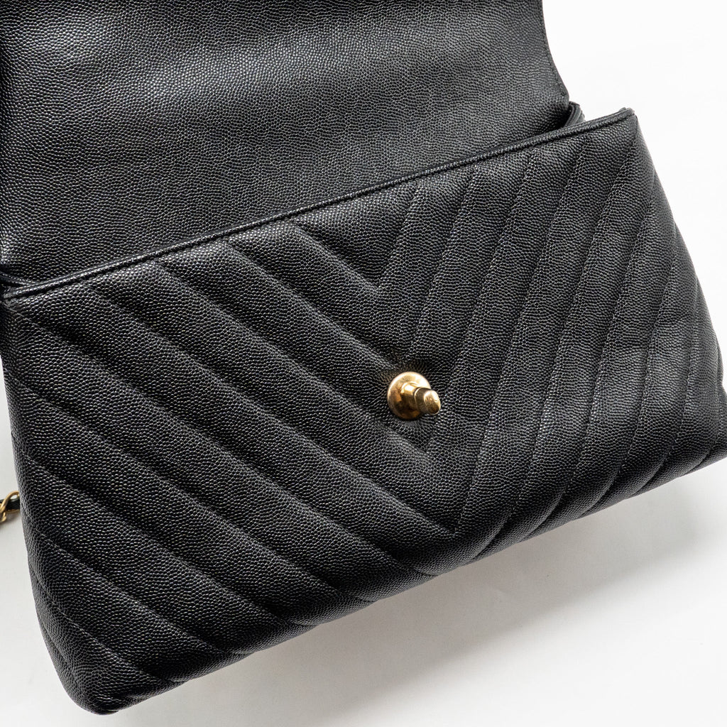 chanel-medium-chevron-coco-handle-caviar-black-ghw