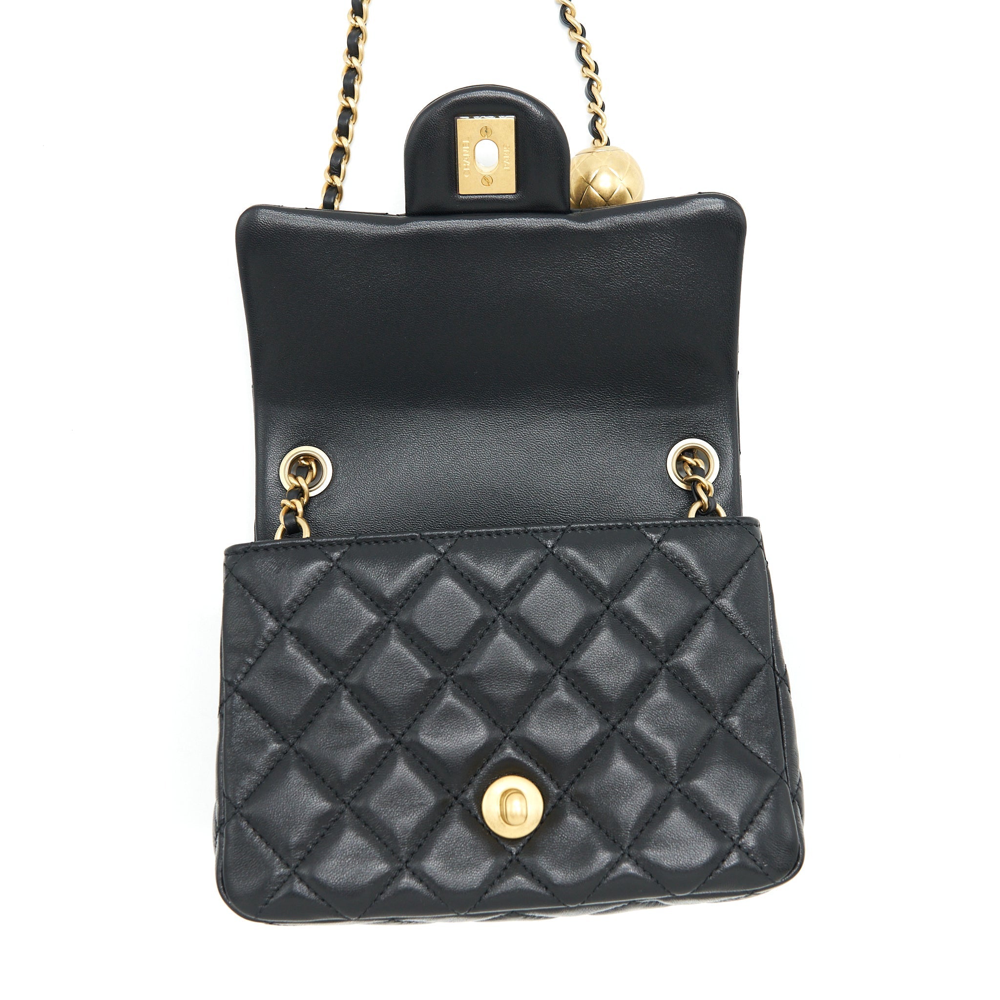 chanel-pearl-crush-mini-square-lambskin-black-brushed-ghw