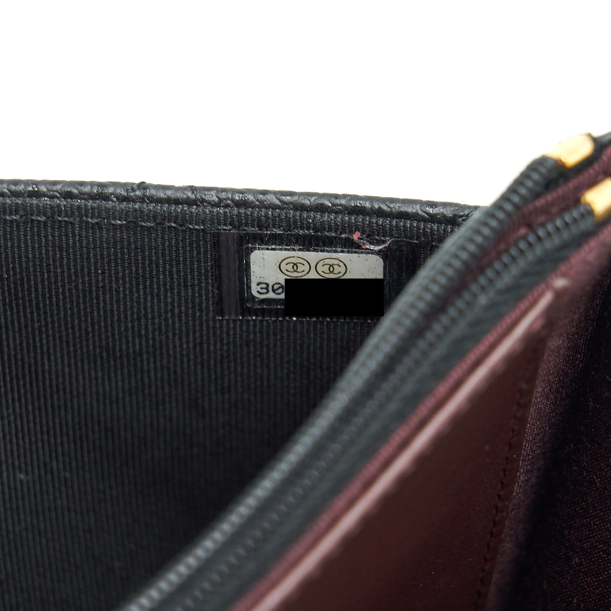 chanel-classic-wallet-on-chain-caviar-black-ghw-2