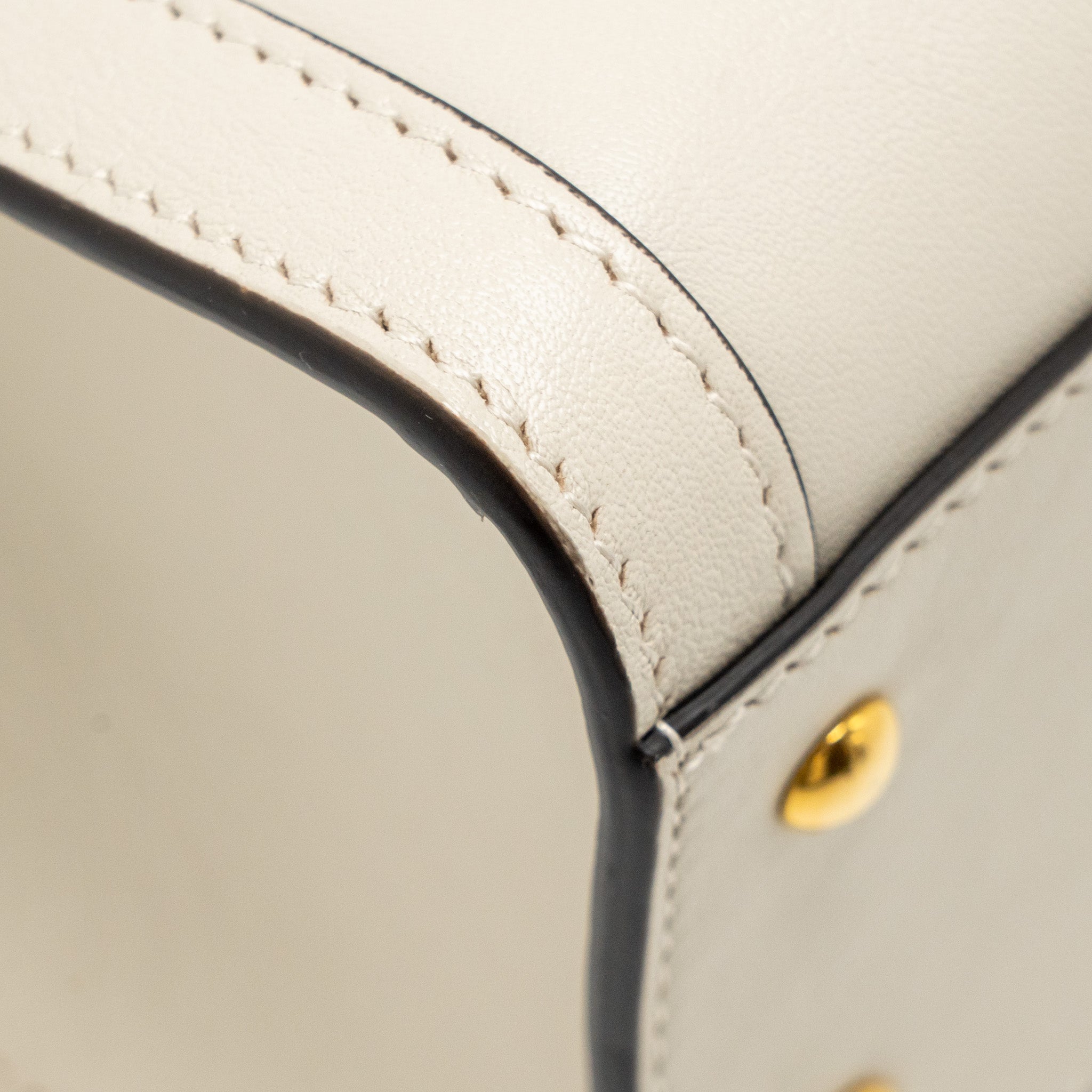 gucci-small-diana-tote-bag-calfskin-white-ghw-copy