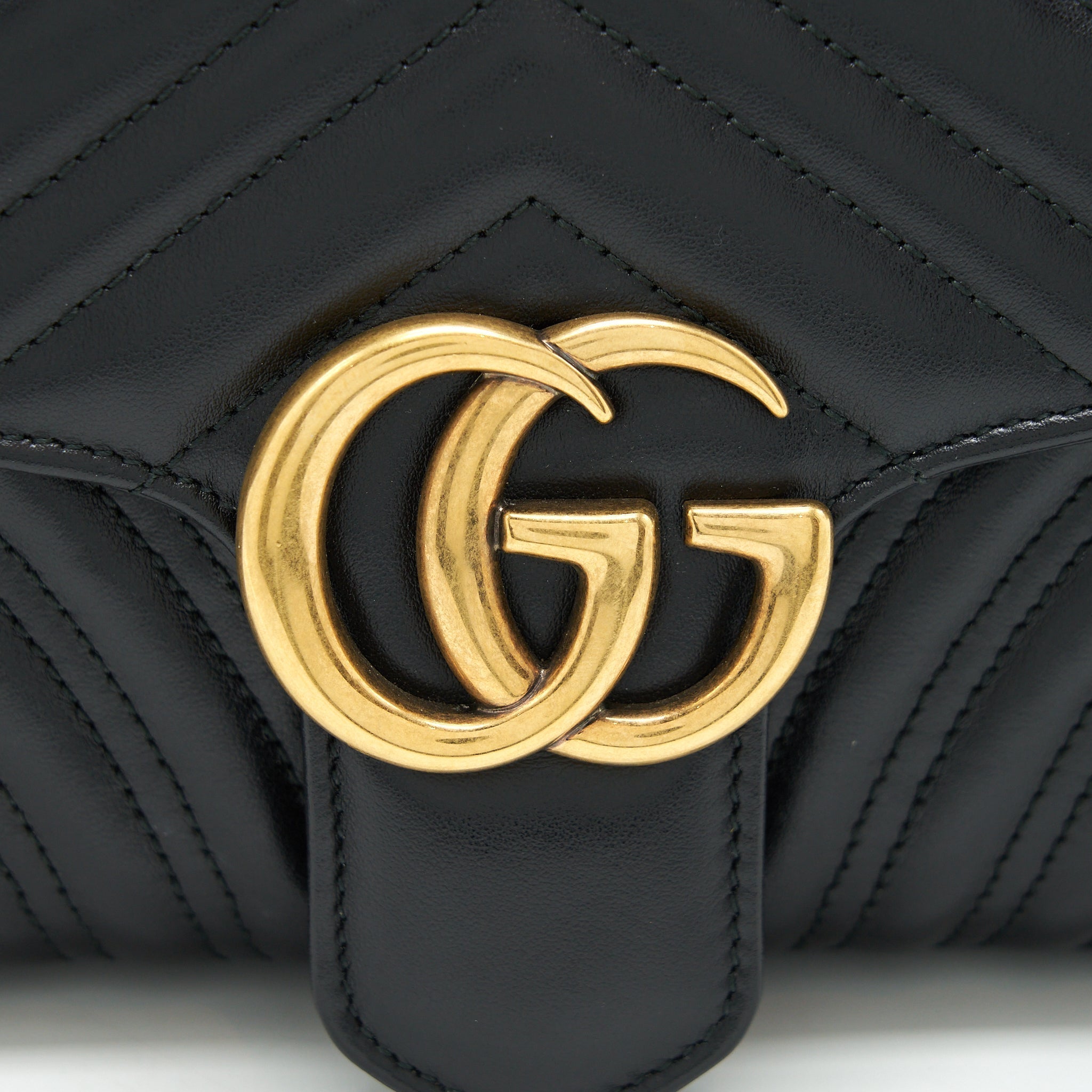 gucci-gg-marmont-small-matelasse-shoulder-bag-black-ghw-1