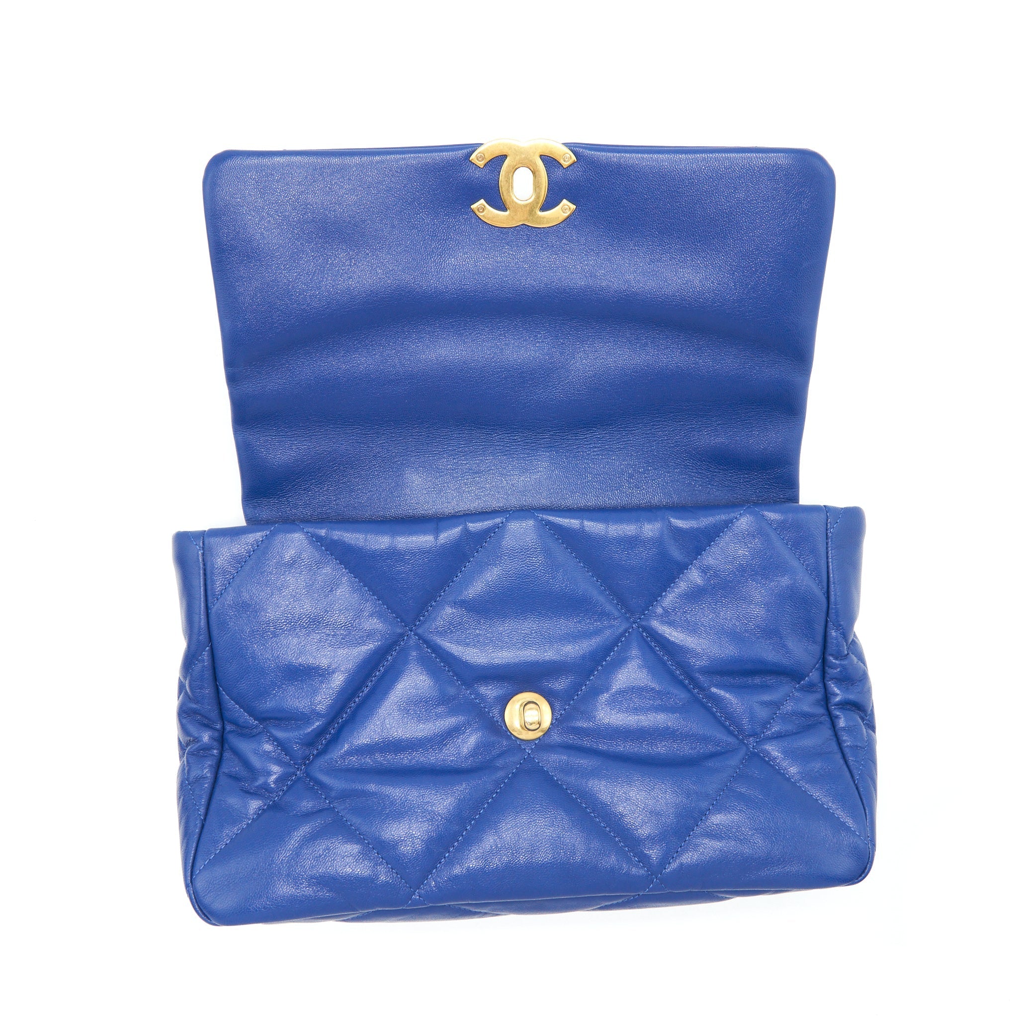 chanel-medium-19-bag-blue-goatskin-gold-silver-hardware