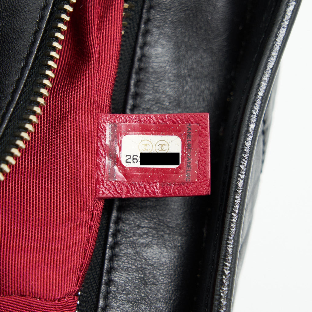 chanel-small-gabrielle-hobo-bag-black-serial-26