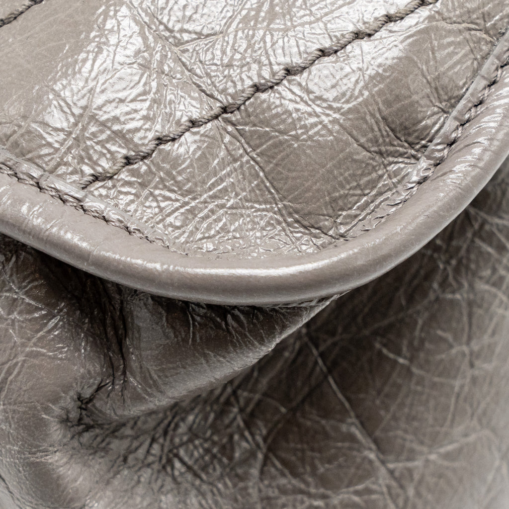 saint-laurent-ysl-large-niki-bag-calfskin-grey-shw