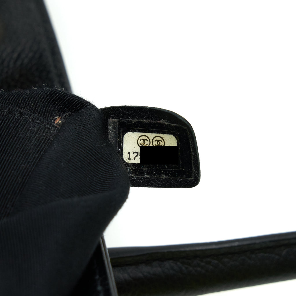 chanel-cerf-tote-bag-grained-calfskin-black-with-ghw