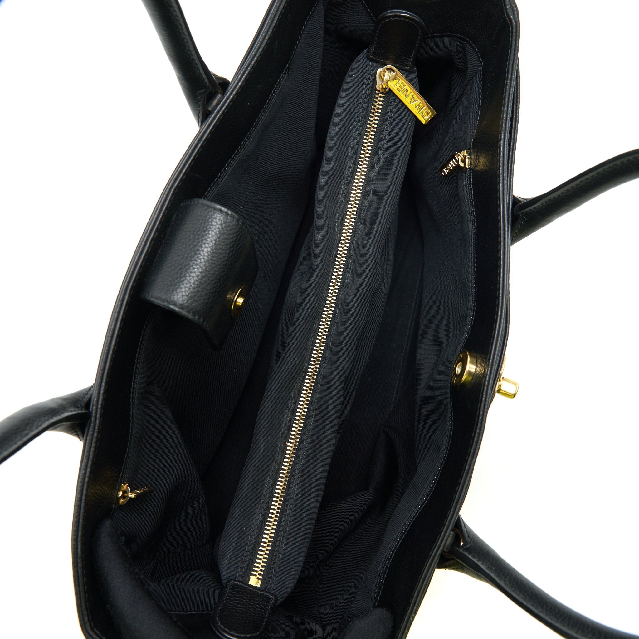 chanel-cerf-tote-bag-grained-calfskin-black-with-ghw