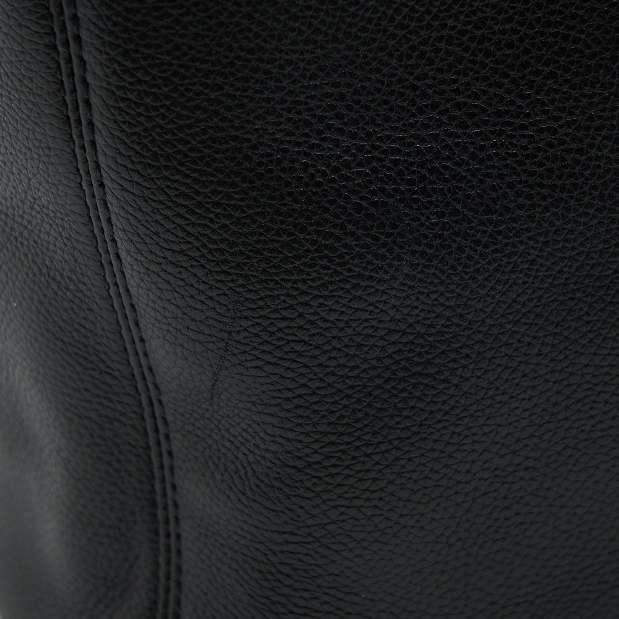 chanel-cerf-tote-bag-grained-calfskin-black-with-ghw