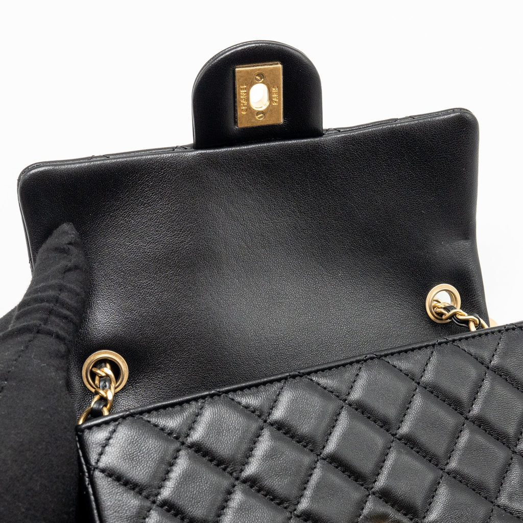 chanel-pearl-crush-mini-rectangular-flap-bag-lambskin-black-ghw-microchip-5