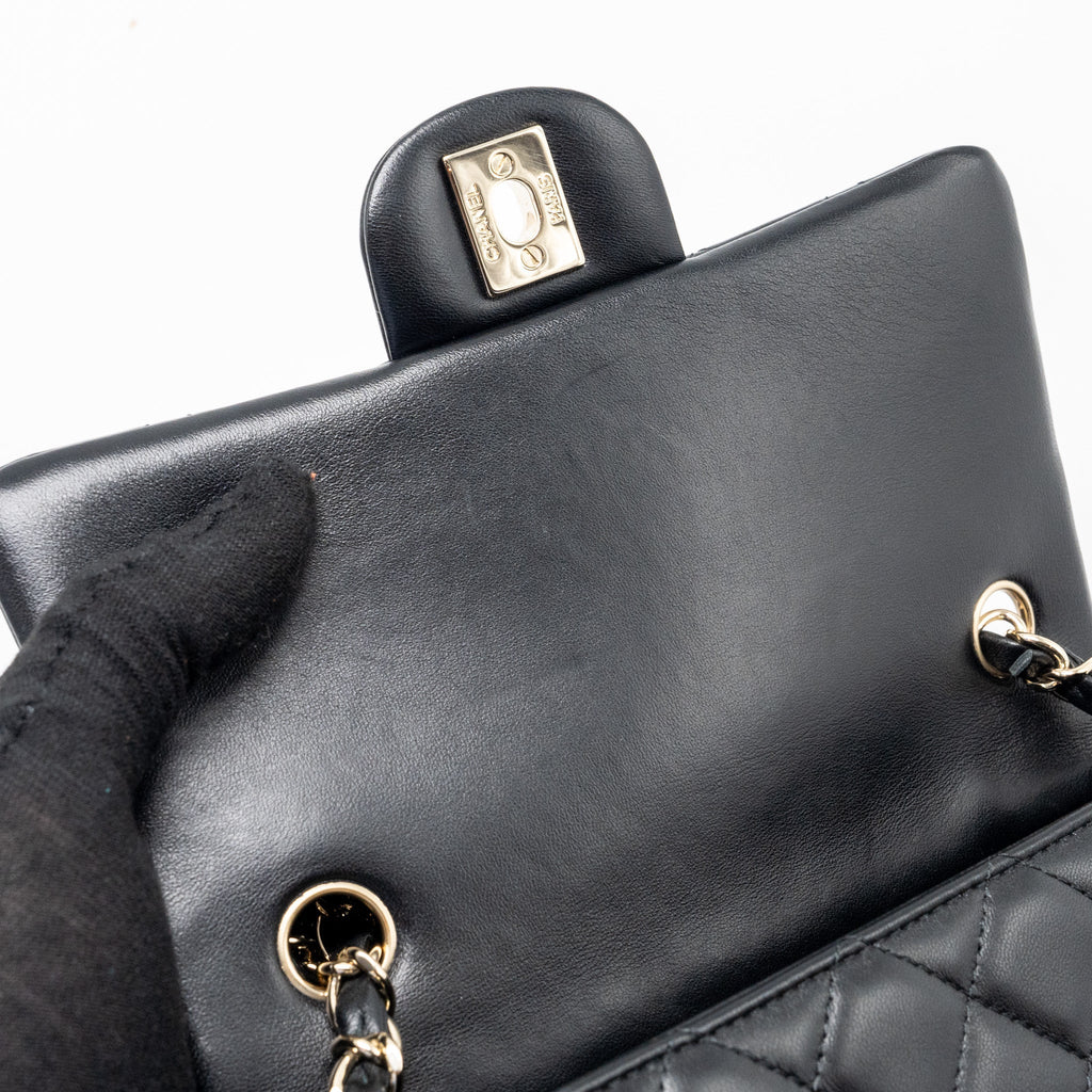 chanel-mini-rectangular-flap-bag-lambskin-black-lghw-4