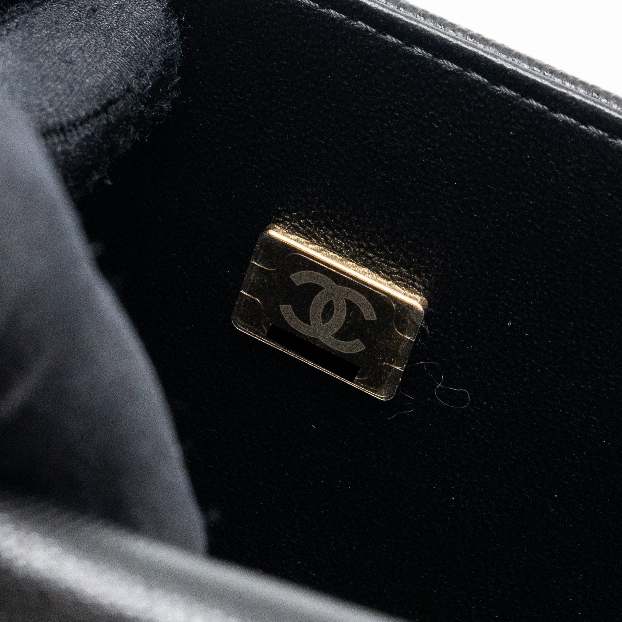 chanel-medium-classic-boy-bag-caviar-black-brushed-ghw-microchip
