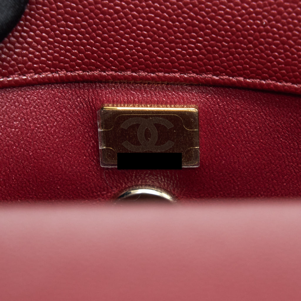 chanel-21a-small-coco-handle-caviar-nc635-burgundy-lghw
