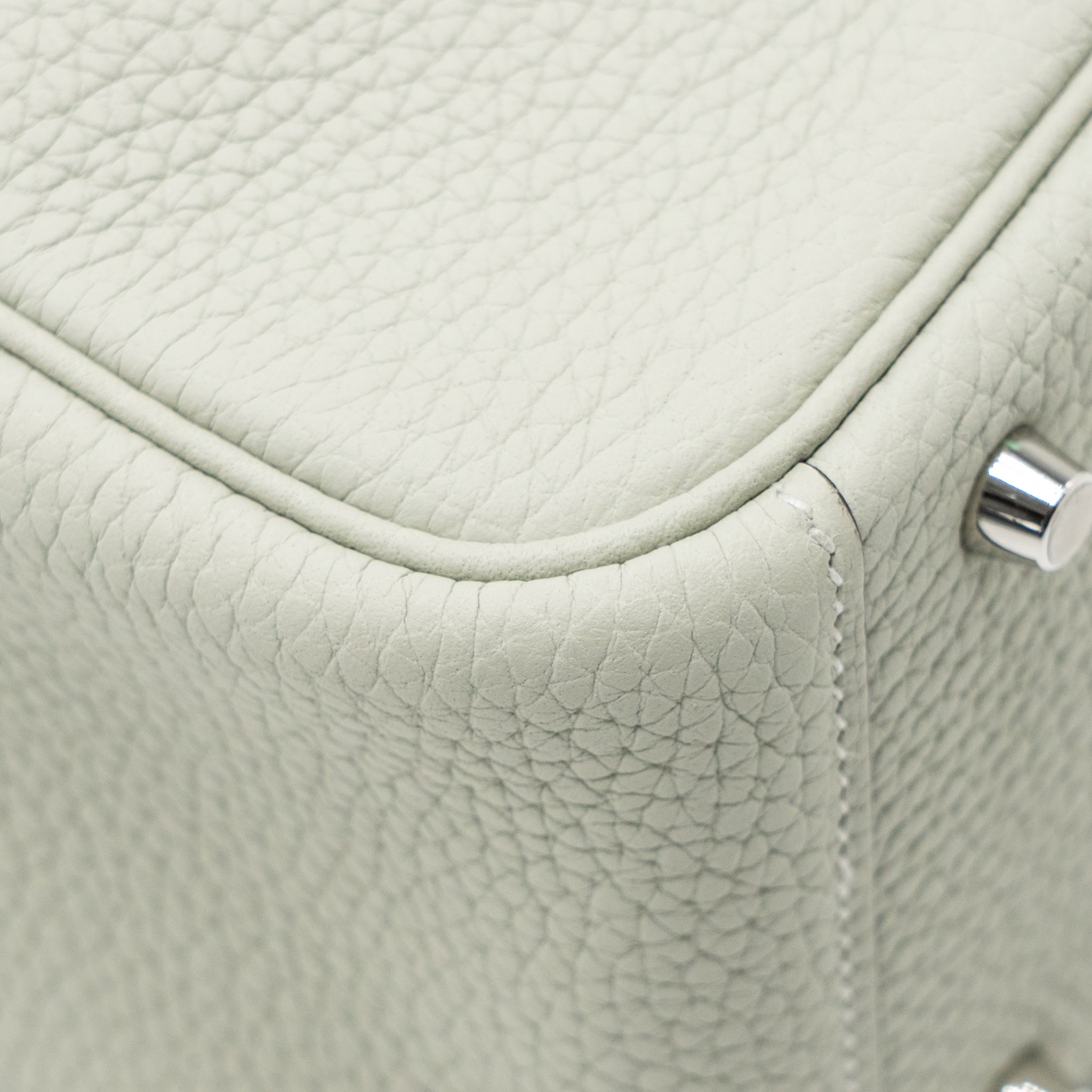 hermes-mini-lindy-clemence-gris-neve-shw-stamp-b-copy