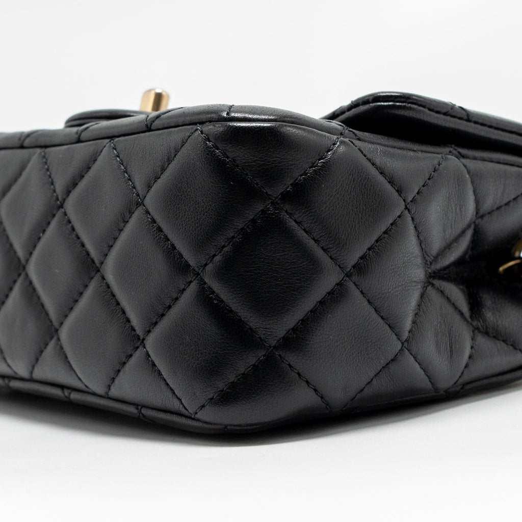 chanel-pearl-crush-mini-rectangular-flap-bag-lambskin-black-ghw-microchip-4