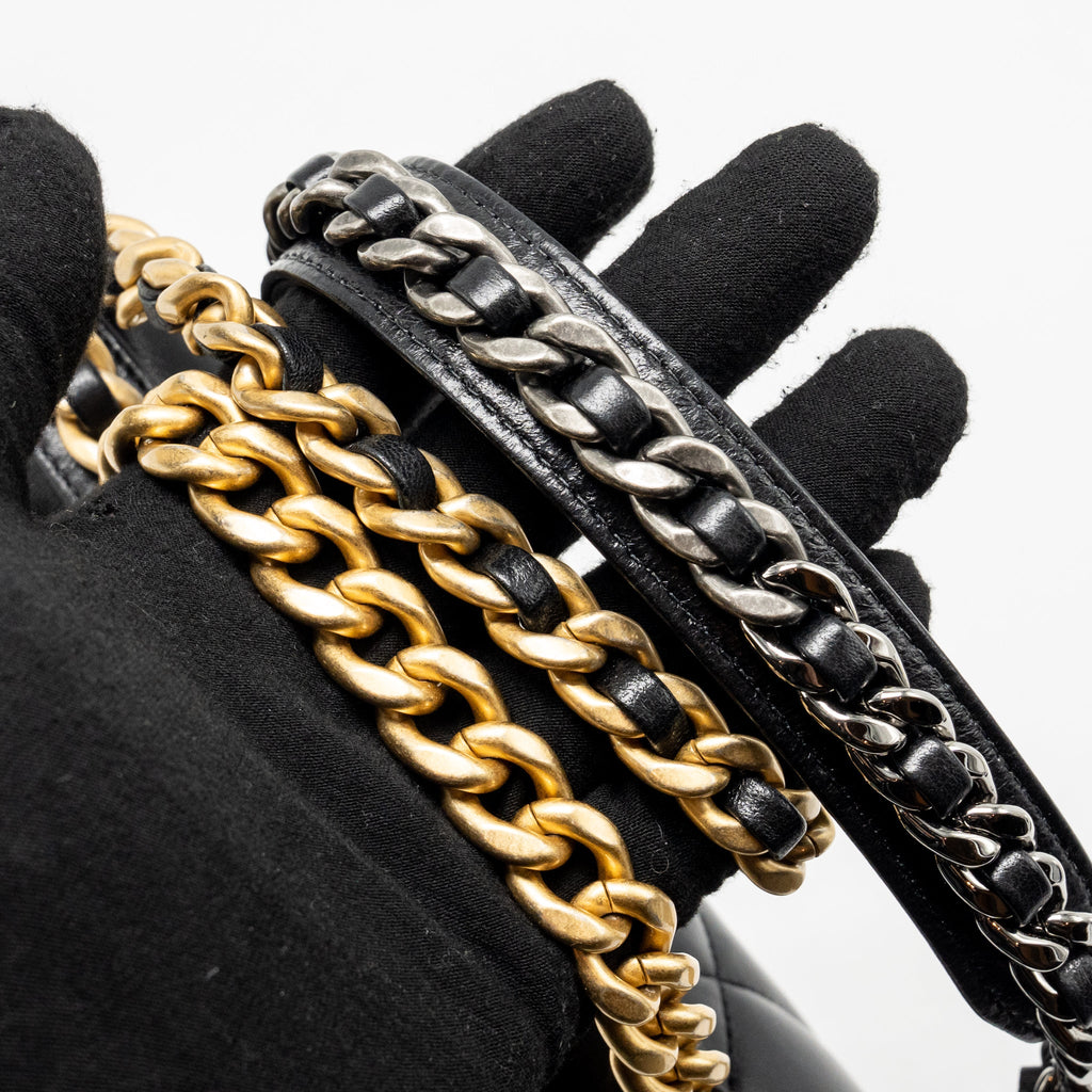 chanel-19-wallet-on-chain-lambskin-black-multicolour-hardware-2