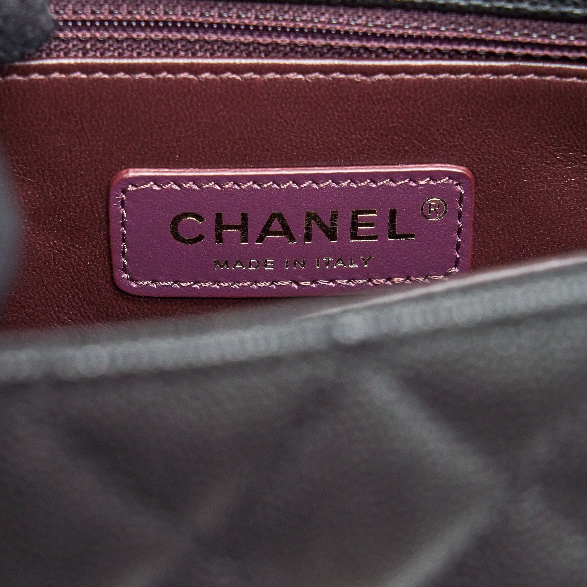 chanel-small-coco-handle-caviar-black-lghw-microchip