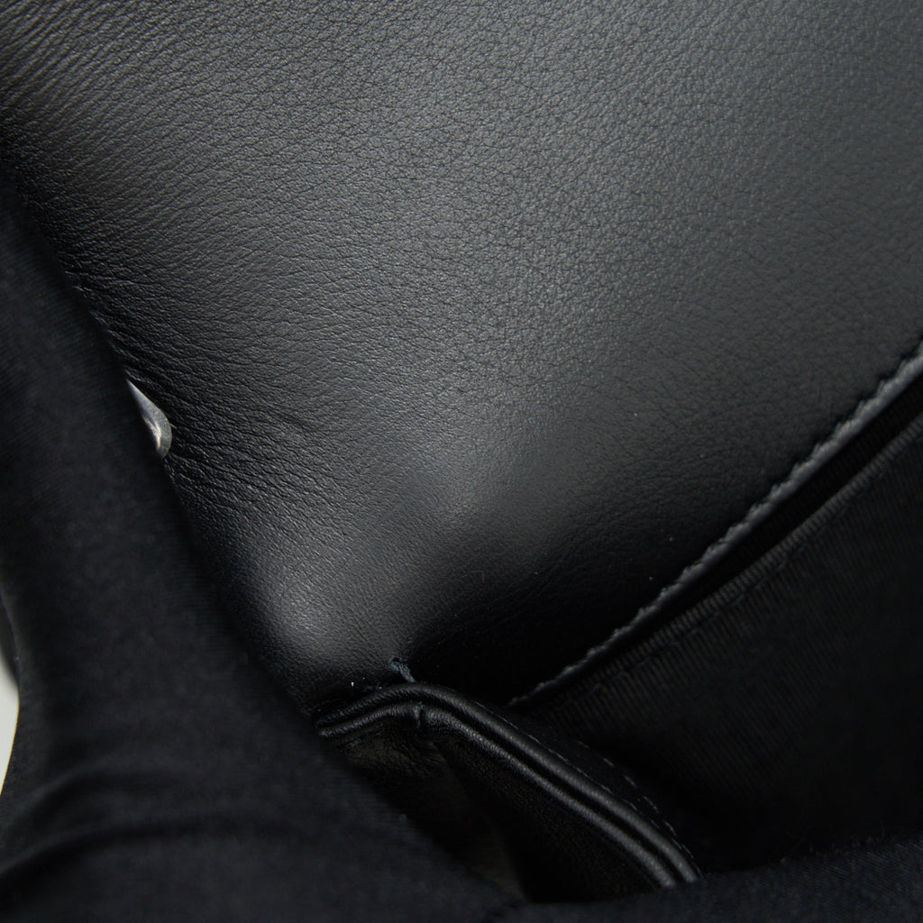 chanel-medium-boy-calfskin-black-ruthenium-hardware