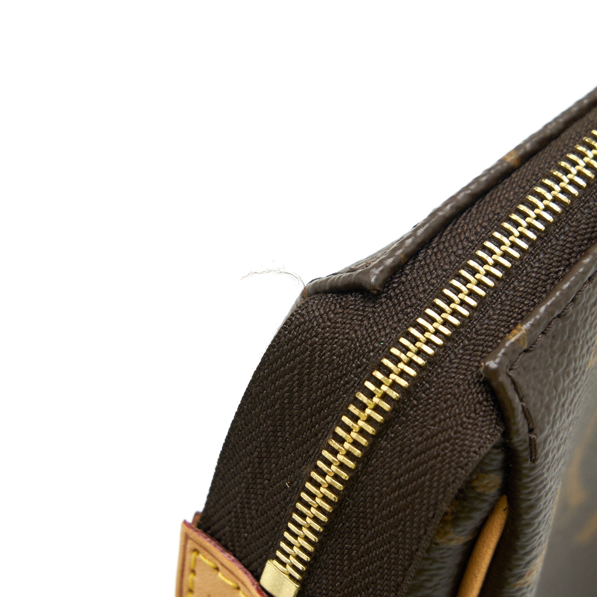 louis-vuitton-eva-pochette-monogram-canvas