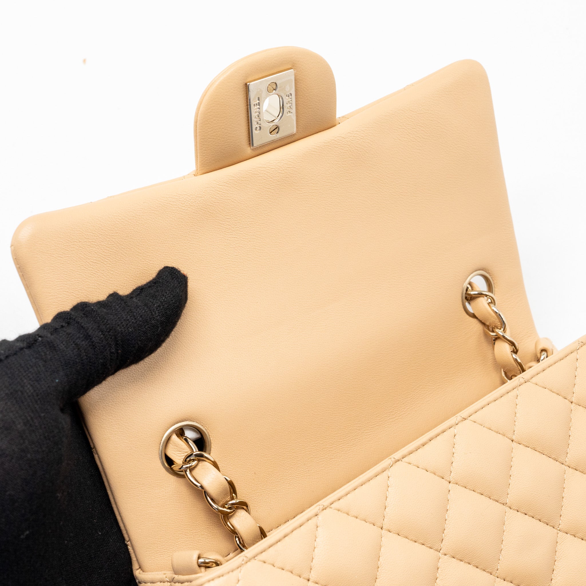 chanel-22c-mini-rectangular-flap-bag-lambskin-beige-lghw-microchip-1