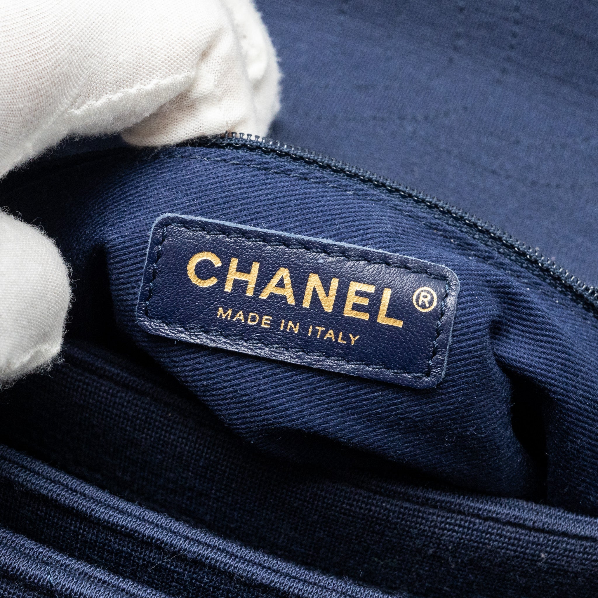 chanel-small-chevron-trendy-cc-fabric-navy-ghw