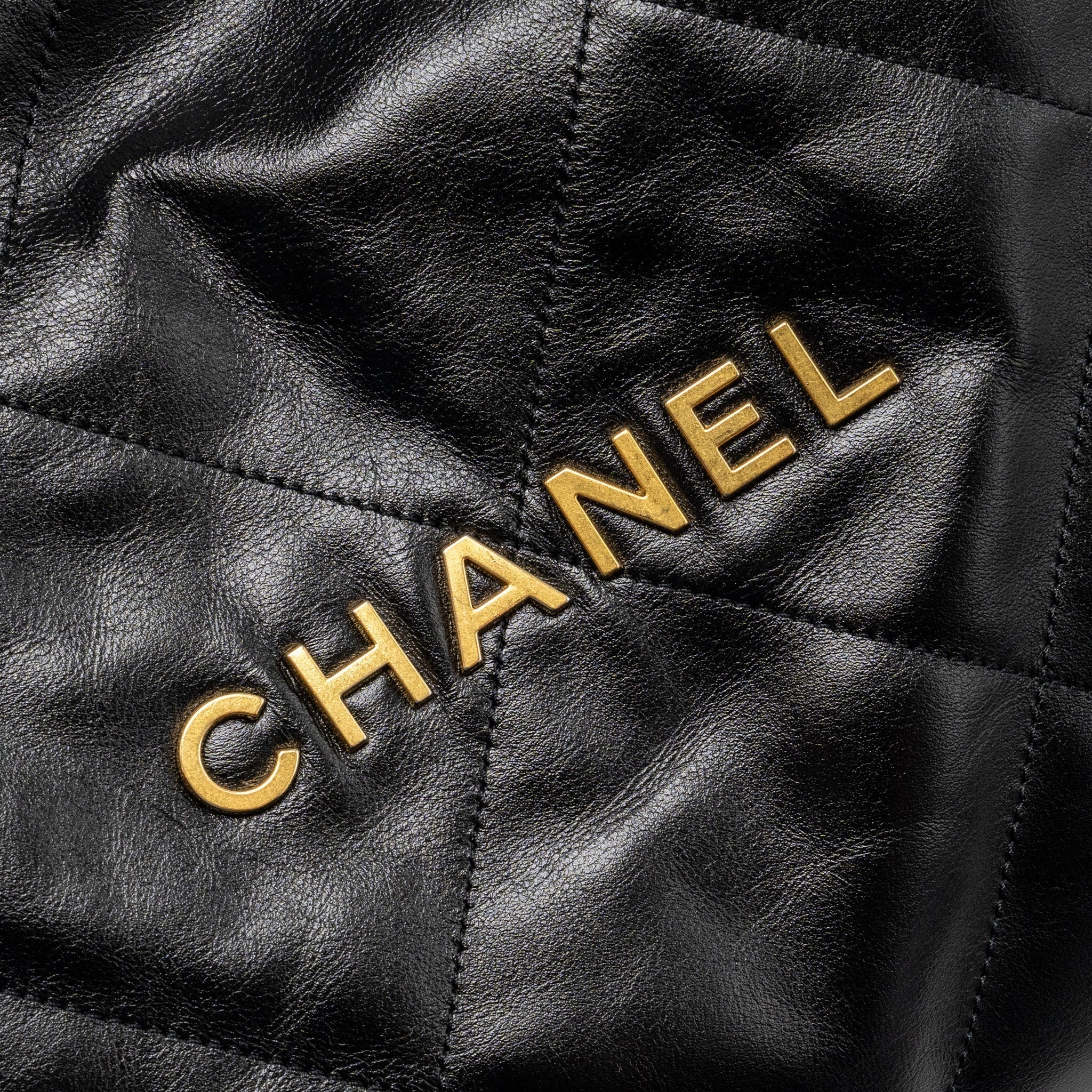 chanel-medium-22-bag-shiny-calfskin-black-ghw-microchip-2