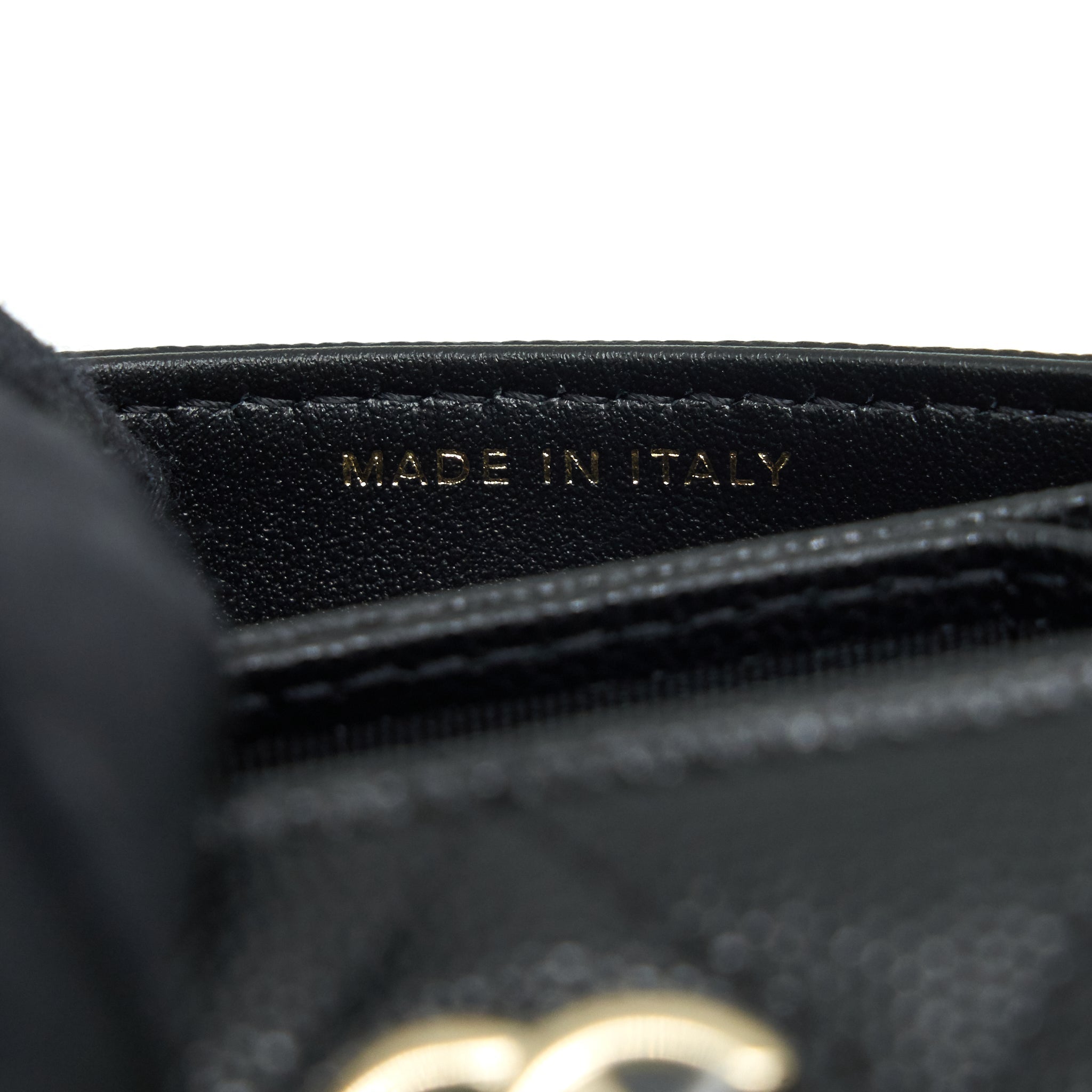 chanel-21k-caviar-mini-flap-cardholder-with-chain-black-lghw