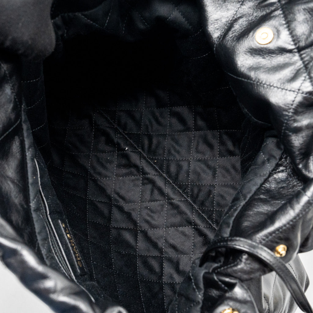 chanel-medium-22-bag-shiny-calfskin-black-ghw-microchip-2