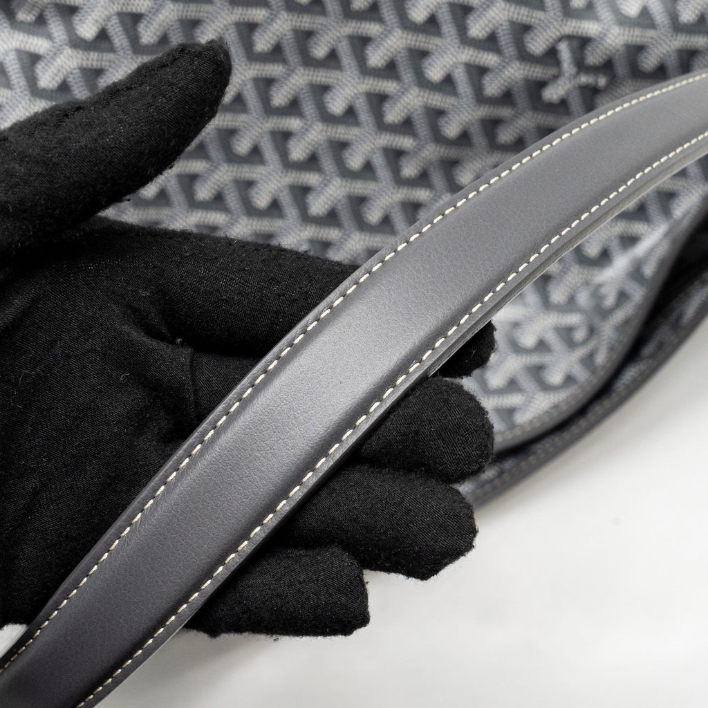 goyard-boheme-hobo-pm-bag-goyardine-canvas-calfskin-gris-shw