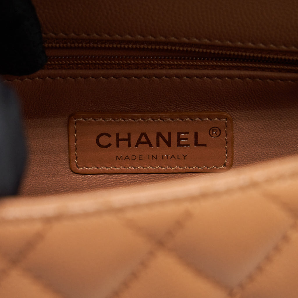 chanel-21p-small-coco-handle-caviar-nb356-caramel-lghw