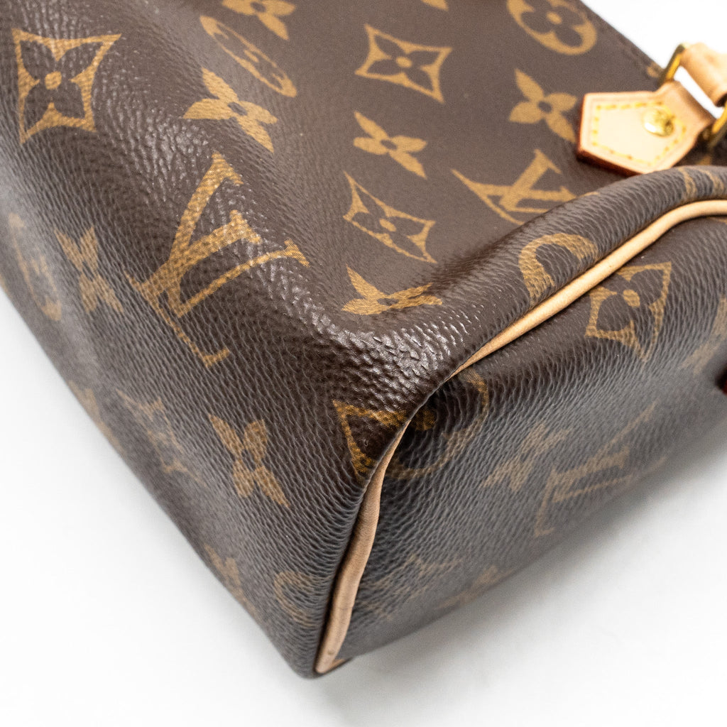 louis-vuitton-nano-speedy-monogram-canvas-ghw-old-version-2