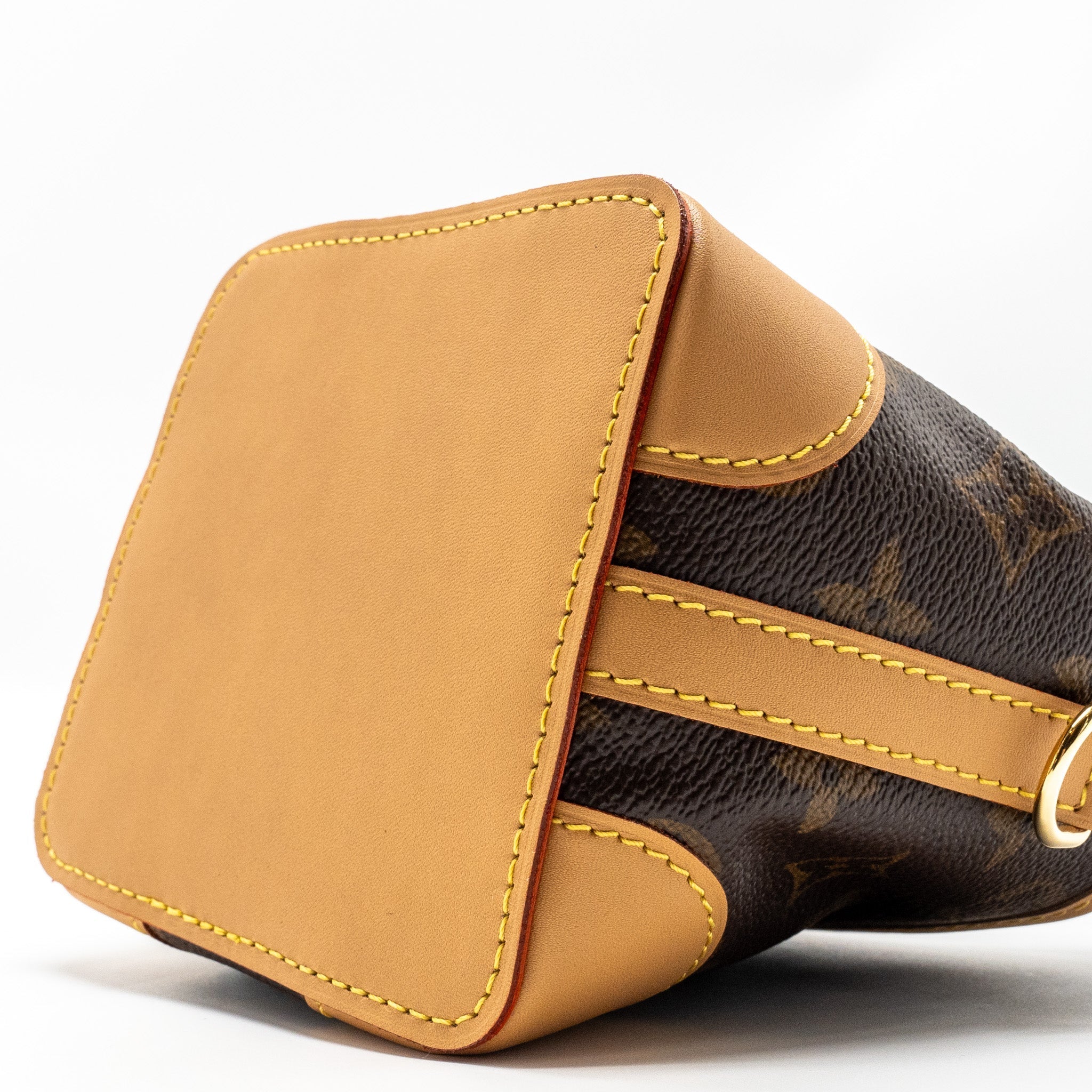 louis-vuitton-noe-purse-monogram-canvas-ghw-4