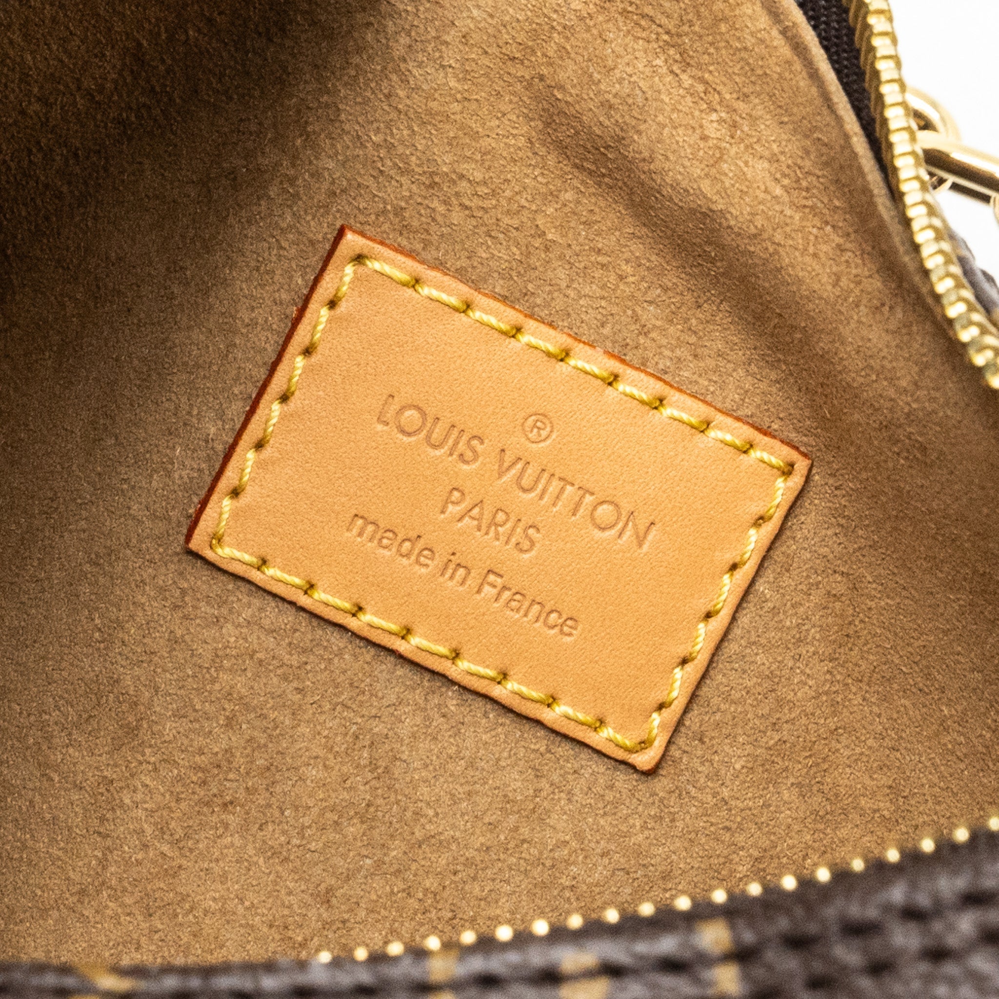 louis-vuitton-loop-bag-monogram-canvas-ghw-new-version-copy